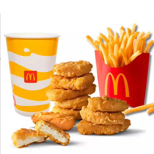 Combo Mediano Nuggets de 10 Unidades